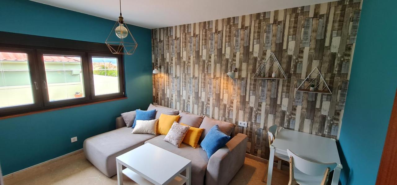 Casa Caxota: Planta Baja Con Terraza Y Vistas Al Mar Holiday home Finisterre